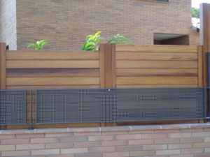 Vallas Madera Tropical